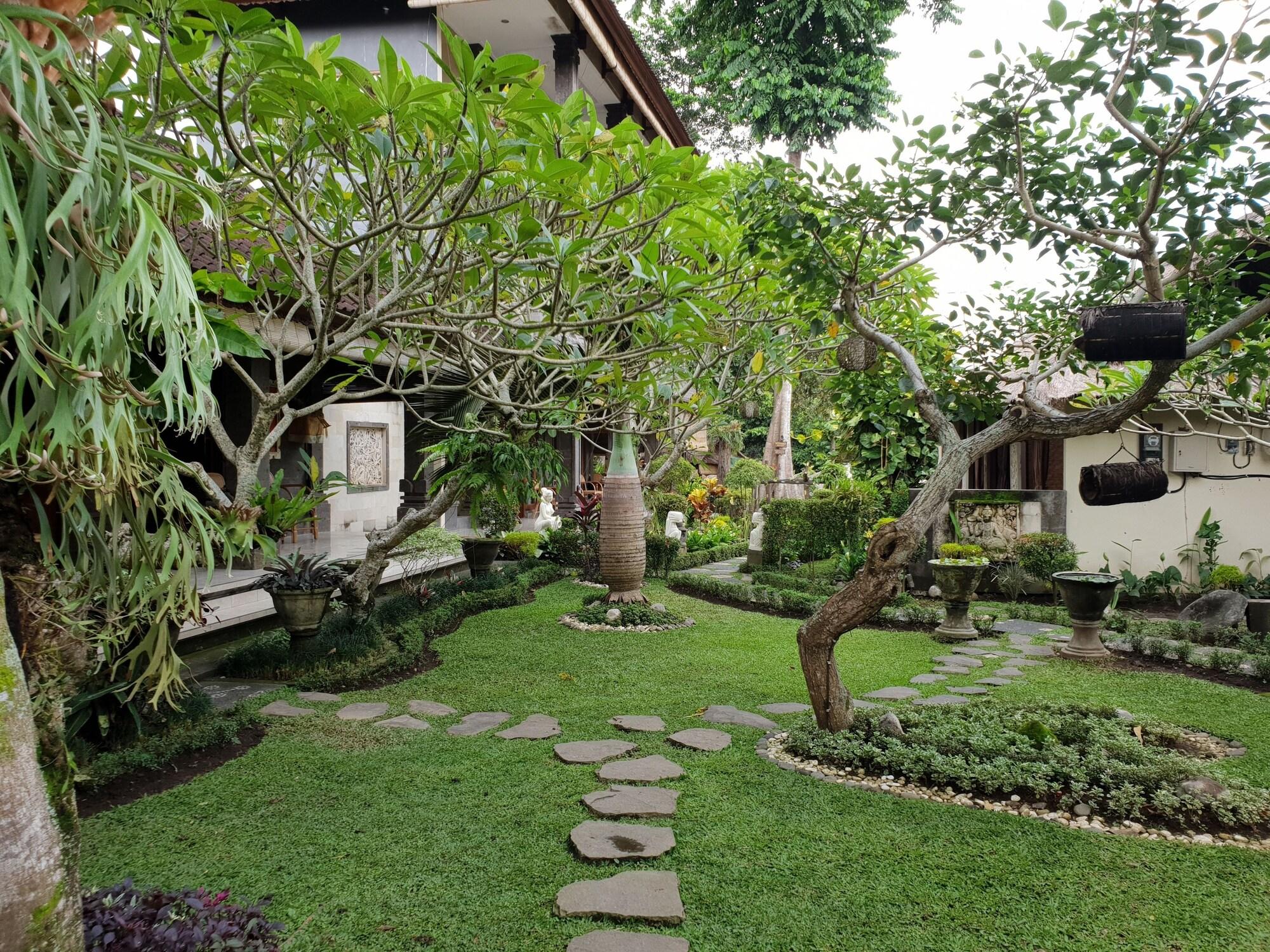 Liyer House Lodtunduh Exterior foto