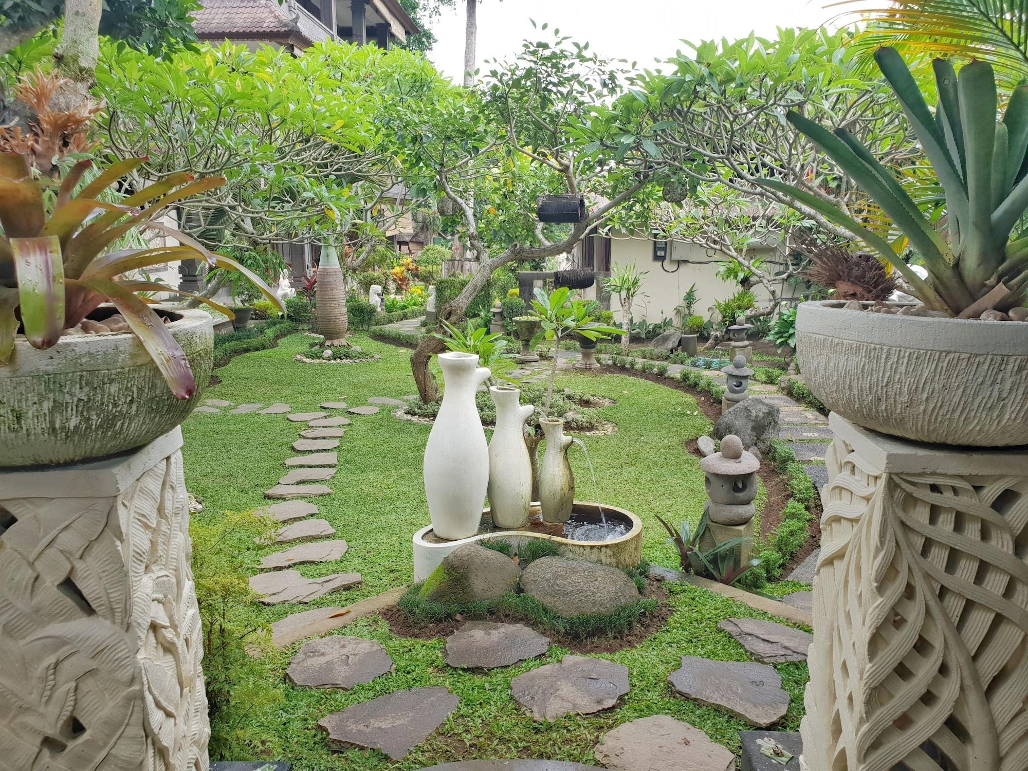 Liyer House Lodtunduh Exterior foto