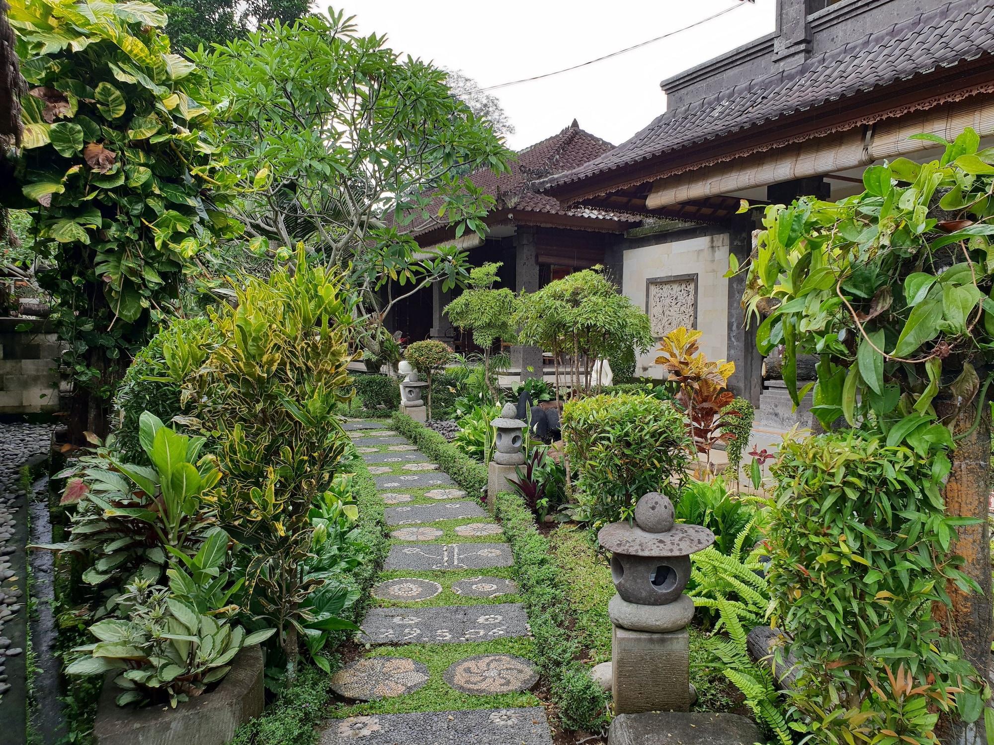 Liyer House Lodtunduh Exterior foto